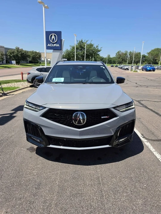 2026 Acura MDX 4th Gen - Image 2 of 19