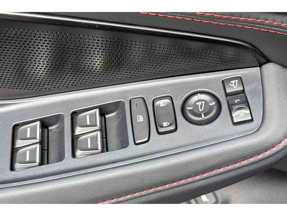 2026 Acura MDX 4th Gen - Image 7 of 9
