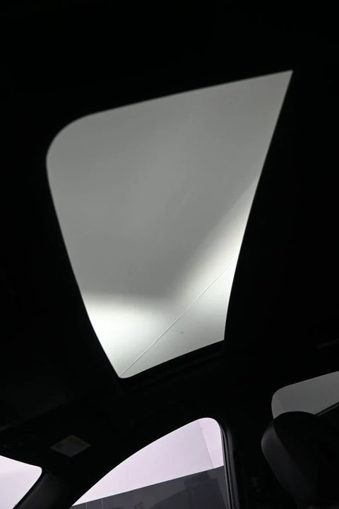 2026 Acura RDX 3rd Gen - Image 18 of 21