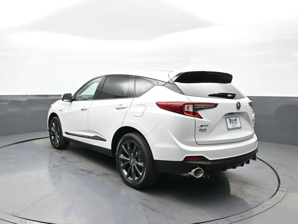2026 Acura RDX 3rd Gen - Image 8 of 12