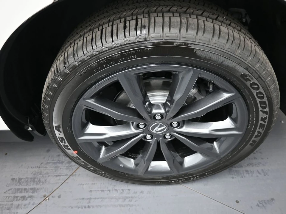2026 Acura RDX 3rd Gen - Image 15 of 21