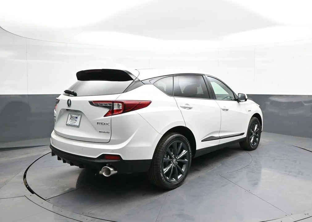 2026 Acura RDX 3rd Gen - Image 6 of 21