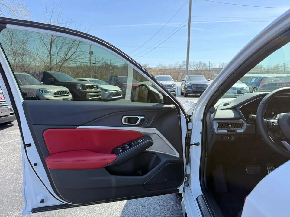 2026 Acura Integra 5th Gen - Image 10 of 17
