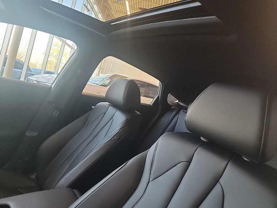 2026 Acura Integra 5th Gen - Image 8 of 10