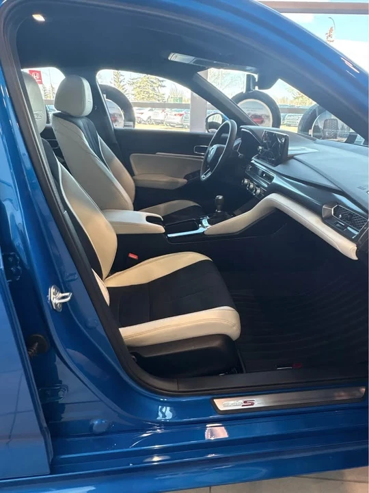 2026 Acura Integra Type S 5th Gen - Image 9 of 10