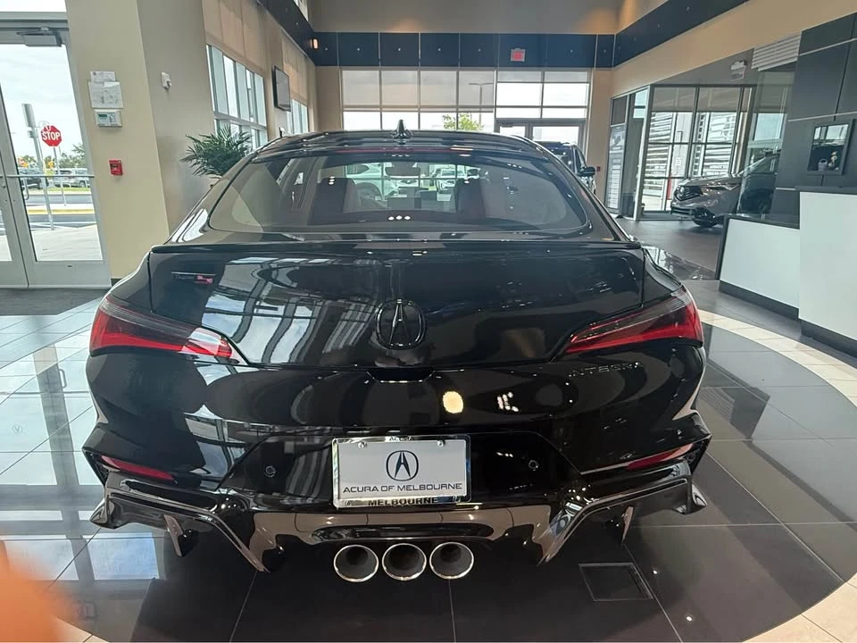 2026 Acura Integra Type S 5th Gen - Image 11 of 20