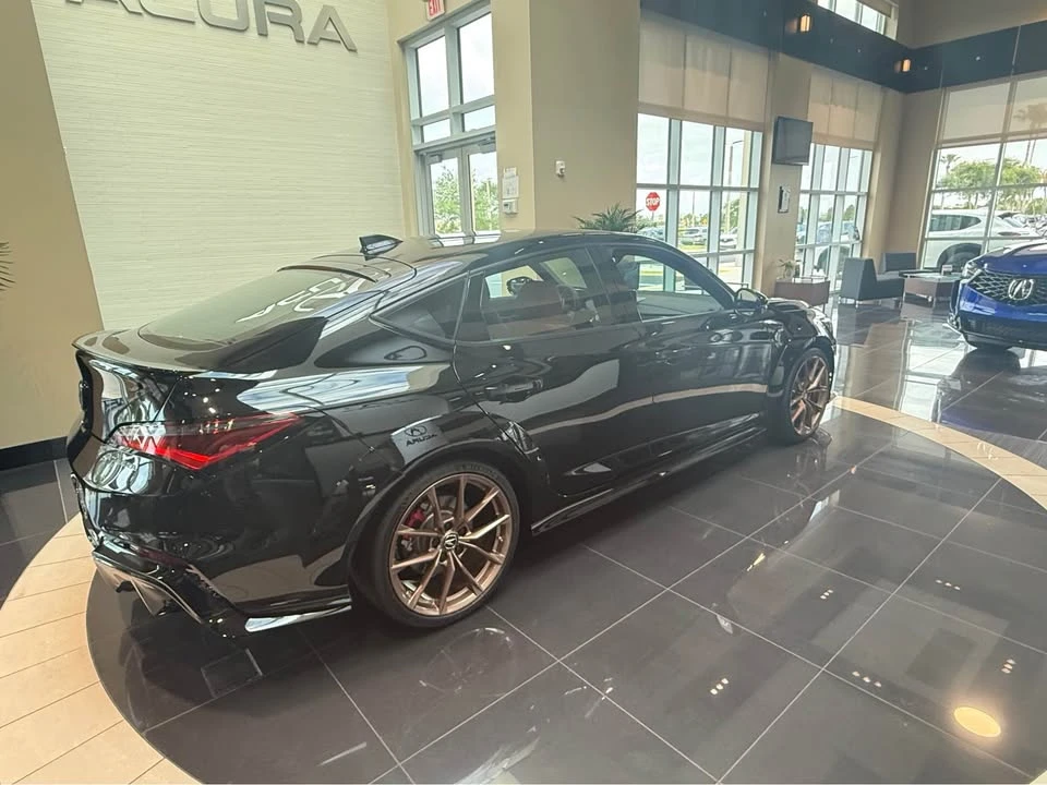 2026 Acura Integra Type S 5th Gen - Image 13 of 20