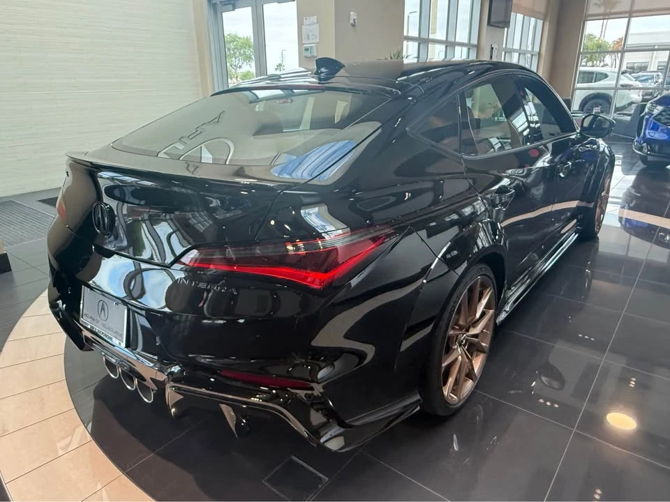 2026 Acura Integra Type S 5th Gen - Image 12 of 20