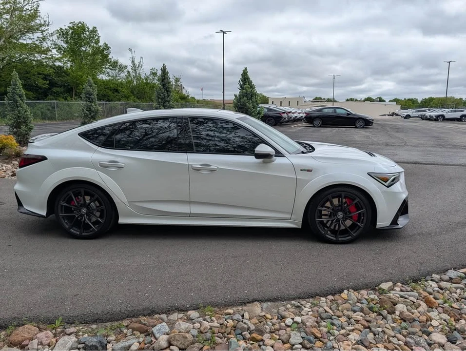 2026 Acura Integra Type S 5th Gen - Image 4 of 15