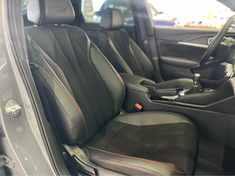 2026 Acura Integra Type S 5th Gen - Image 8 of 11