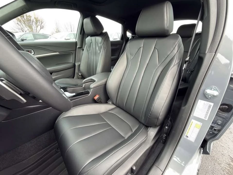 2026 Acura Integra 5th Gen - Image 10 of 17
