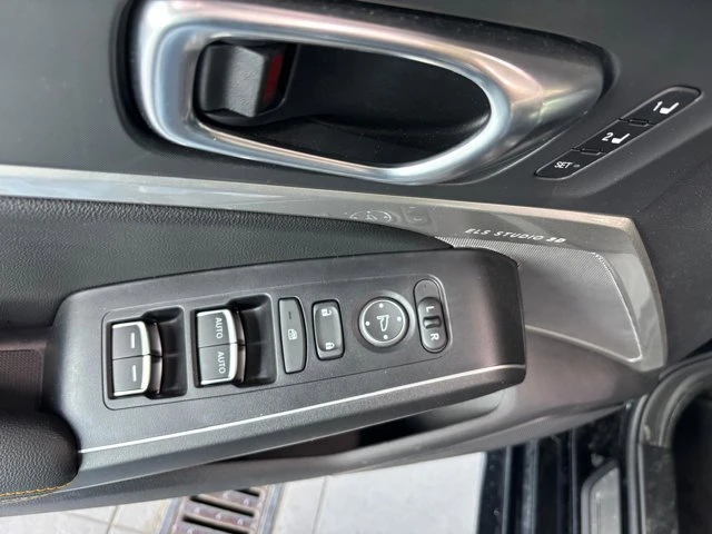 2026 Acura Integra 5th Gen - Image 10 of 19