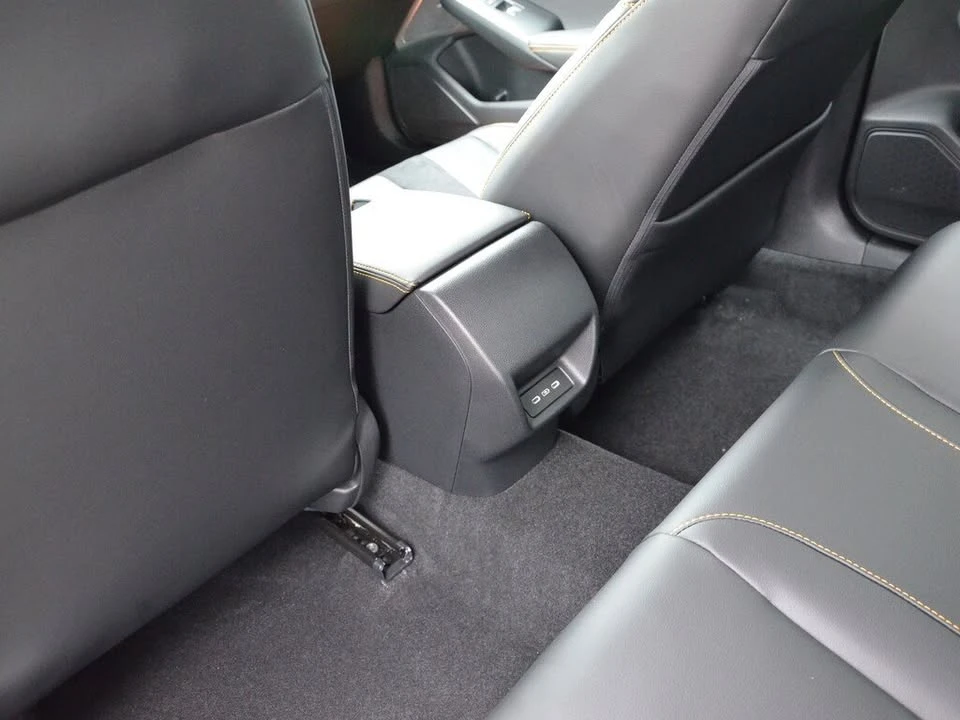 2026 Acura Integra 5th Gen - Image 12 of 19