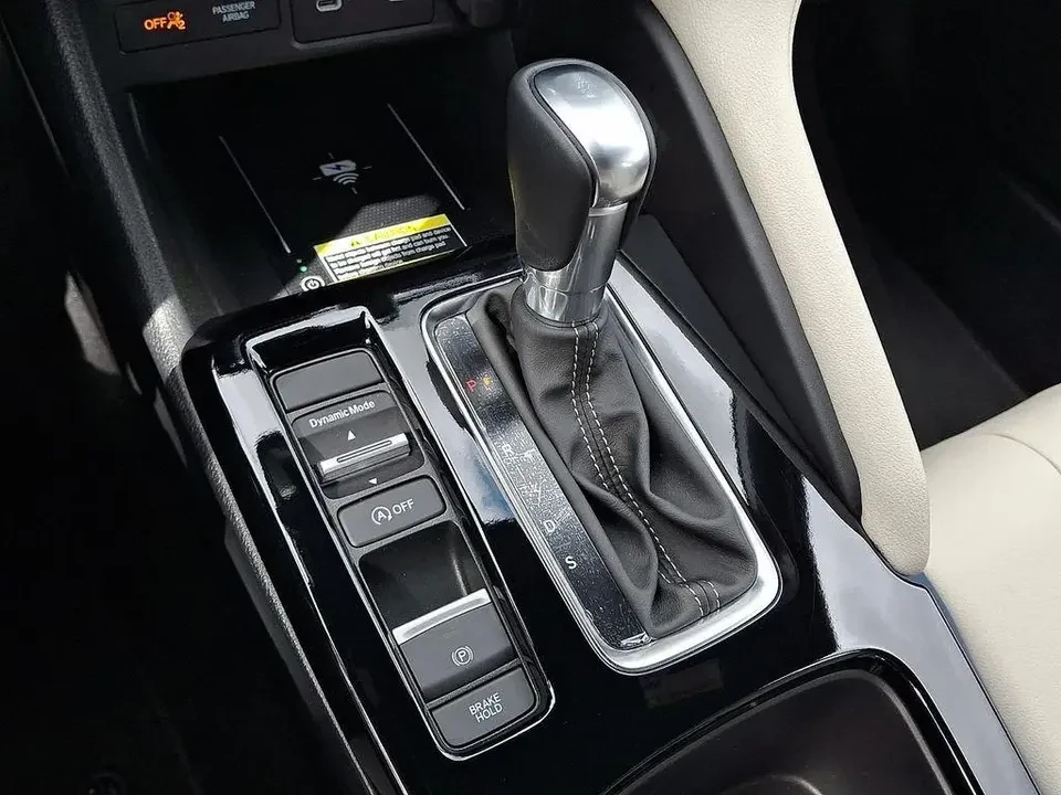 2026 Acura Integra 5th Gen - Image 16 of 20