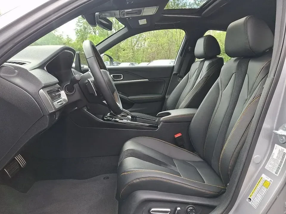 2026 Acura Integra 5th Gen - Image 13 of 19