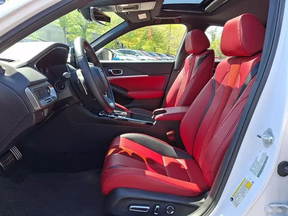 2026 Acura Integra 5th Gen - Image 13 of 20