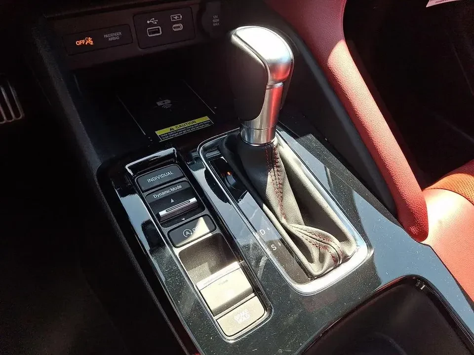 2026 Acura Integra 5th Gen - Image 15 of 20