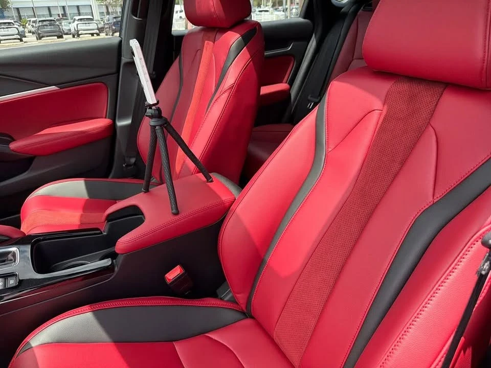 2026 Acura Integra 5th Gen - Image 16 of 20