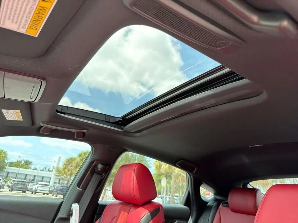 2026 Acura Integra 5th Gen - Image 17 of 20
