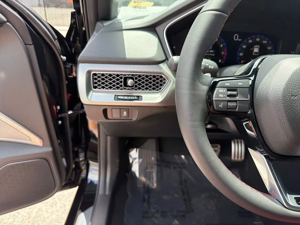 2026 Acura Integra 5th Gen - Image 12 of 20
