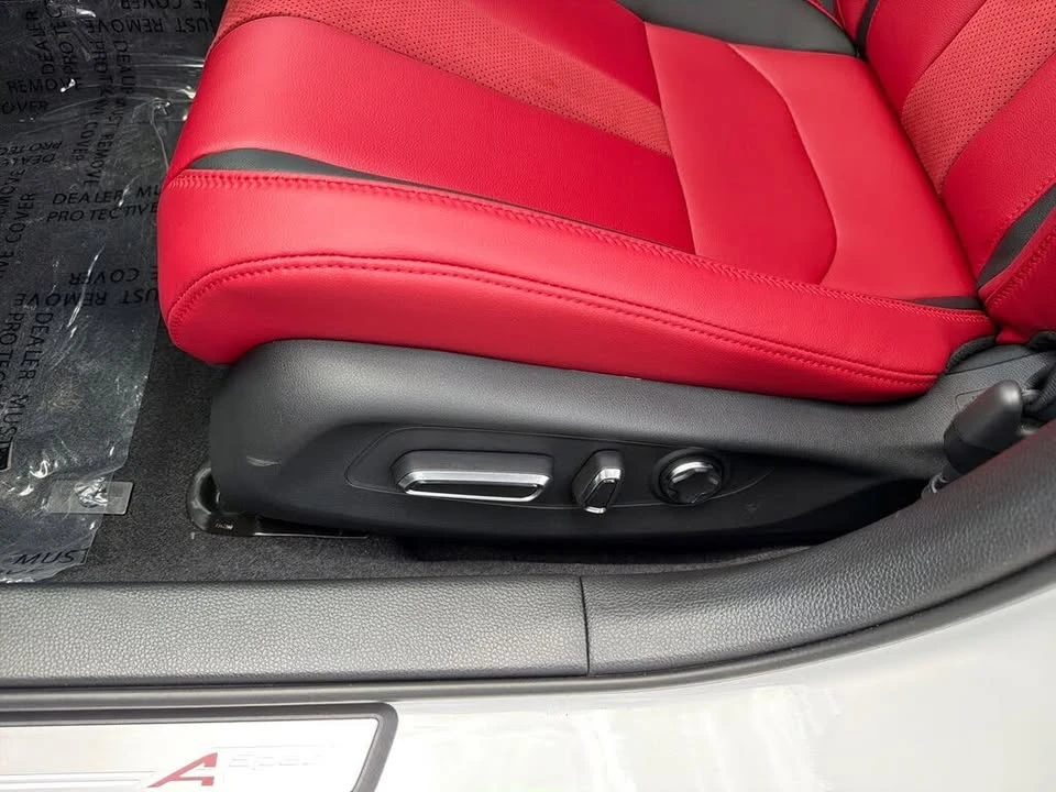 2026 Acura Integra 5th Gen - Image 15 of 19