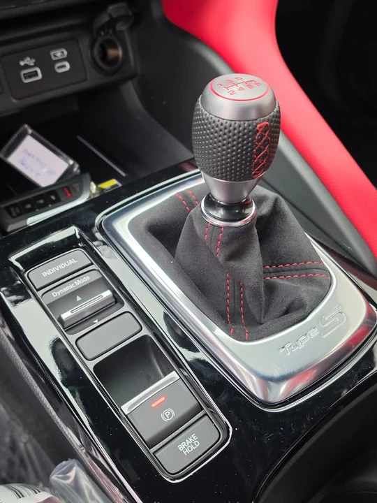 2026 Acura Integra Type S 5th Gen - Image 12 of 16