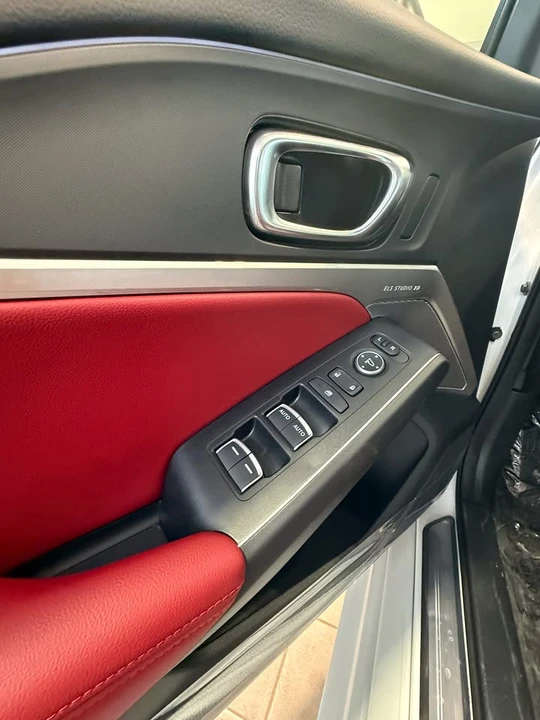 2026 Acura Integra Type S 5th Gen - Image 8 of 14