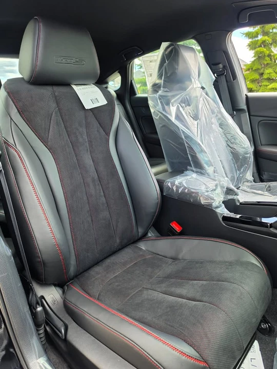 2026 Acura Integra Type S 5th Gen - Image 5 of 11