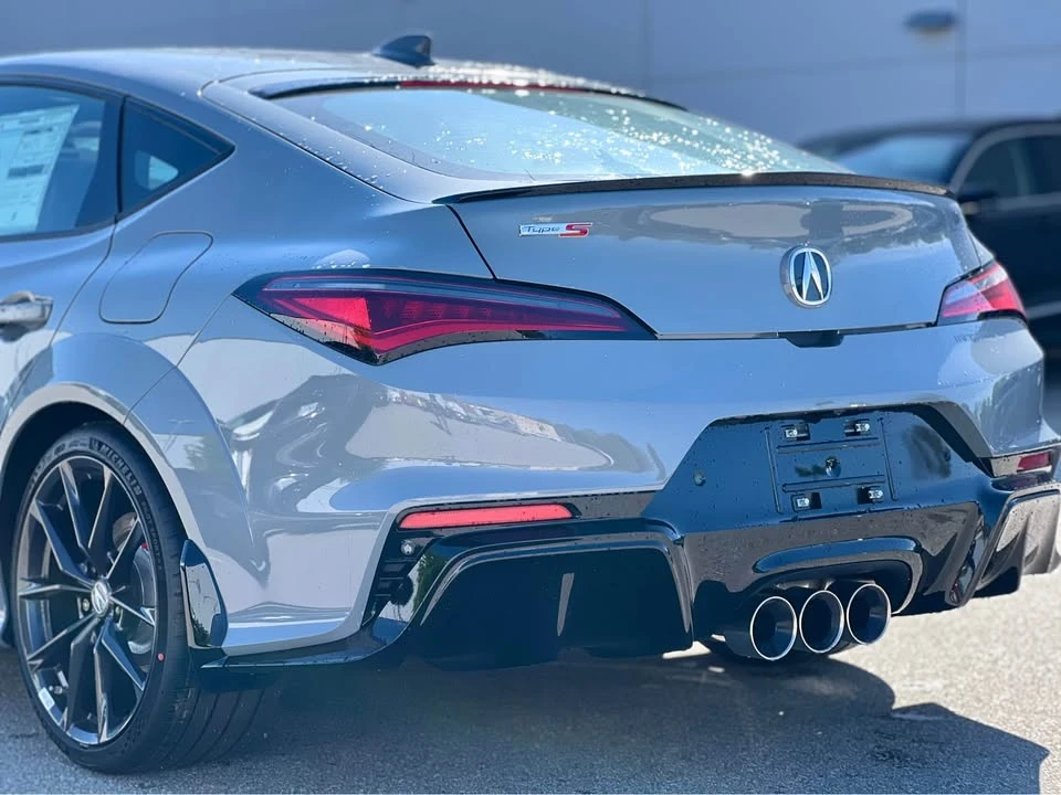 2026 Acura Integra Type S 5th Gen - Image 7 of 17