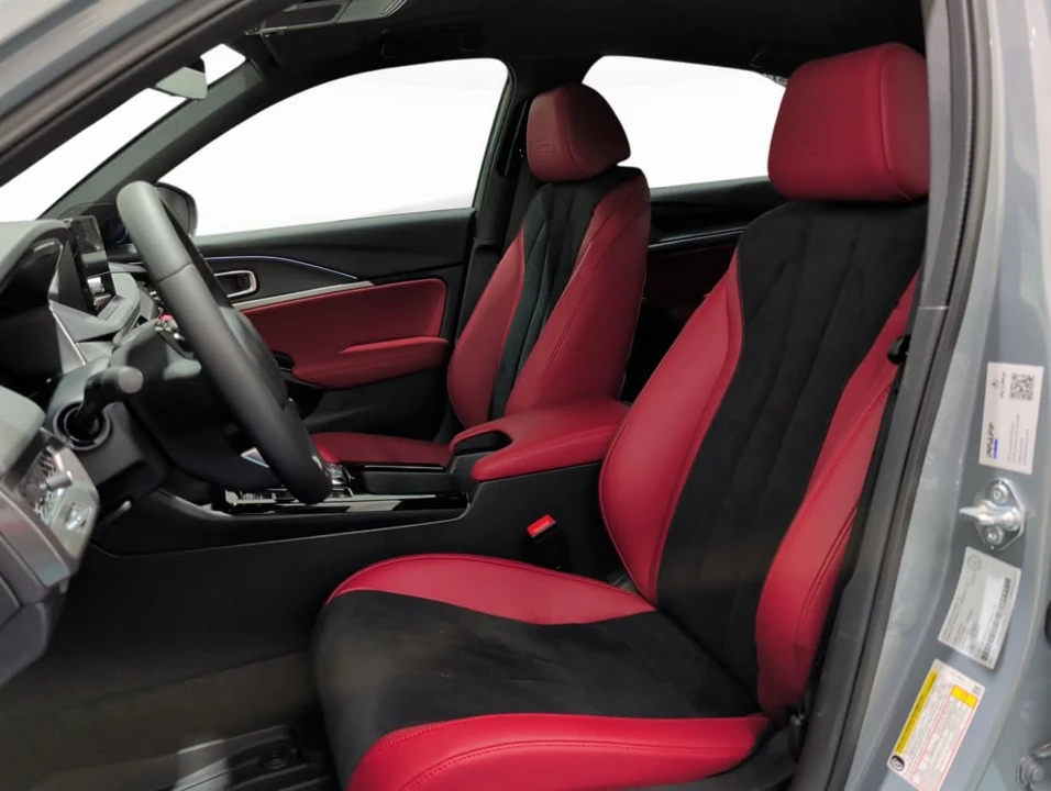 2026 Acura Integra Type S 5th Gen - Image 7 of 10