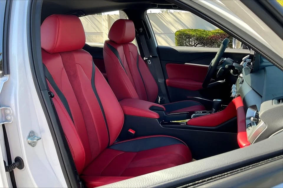 2026 Acura Integra 5th Gen - Image 9 of 20