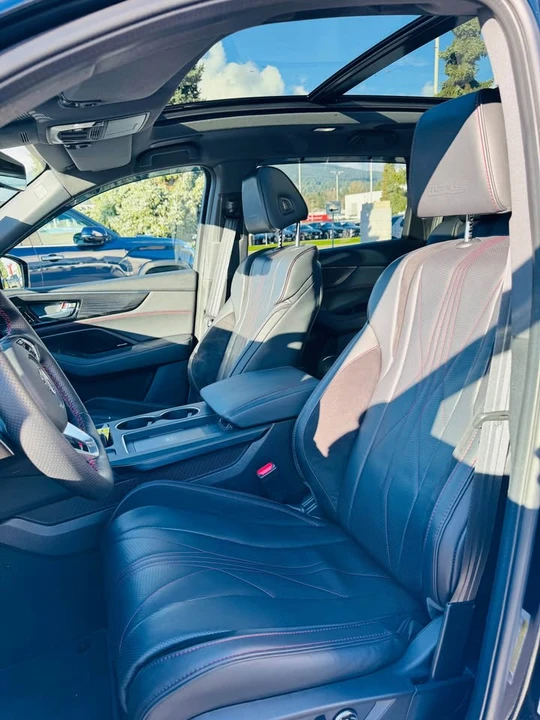 2026 Acura MDX 4th Gen - Image 7 of 11