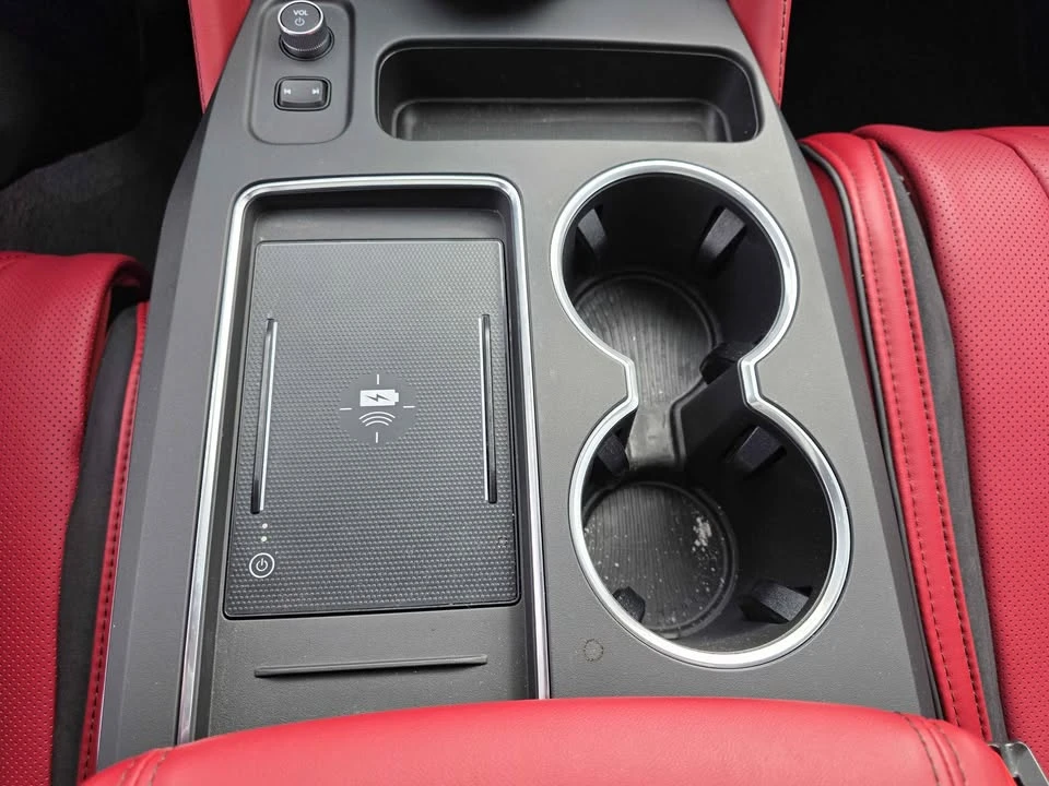 2026 Acura MDX 4th Gen - Image 17 of 19