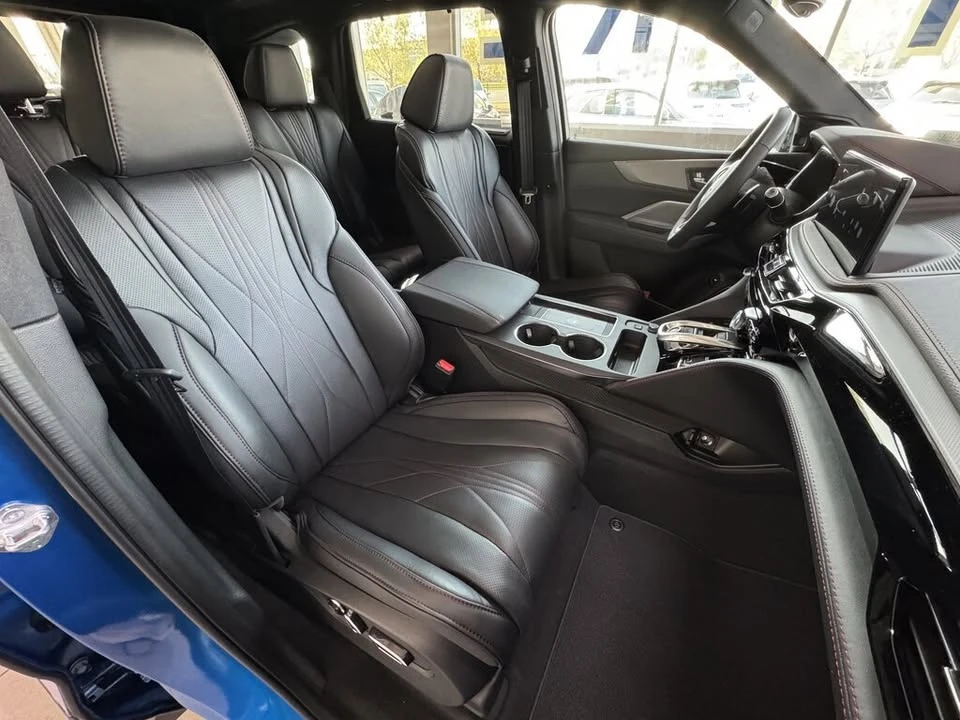 2026 Acura MDX 4th Gen - Image 16 of 18
