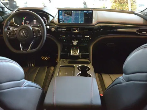 2026 Acura MDX 4th Gen - Image 2 of 17