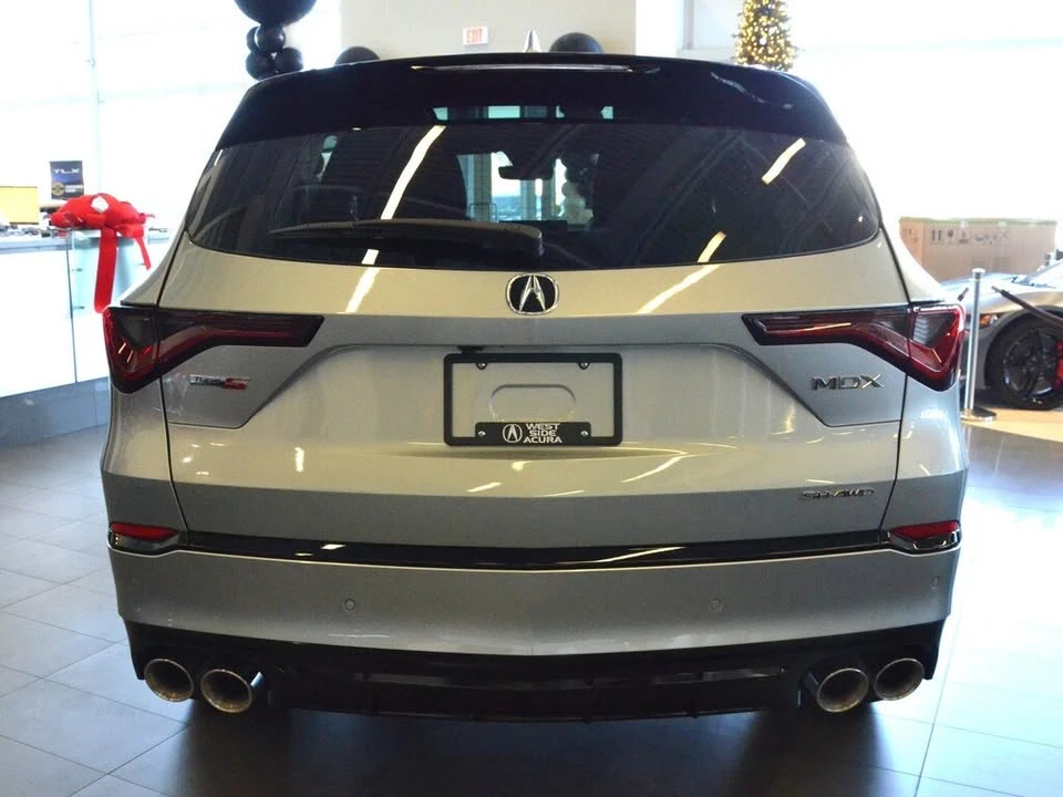 2026 Acura MDX 4th Gen - Image 8 of 17