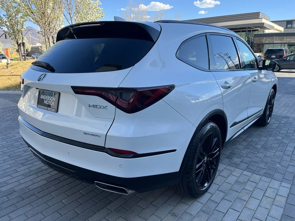 2026 Acura MDX 4th Gen - Image 14 of 19