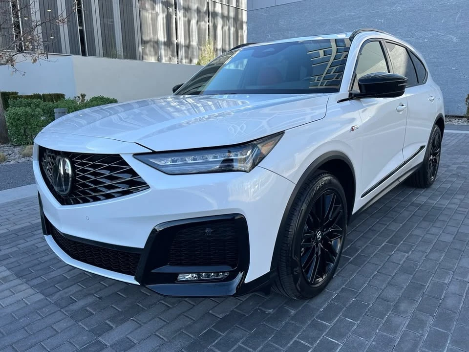 2026 Acura MDX 4th Gen - Image 12 of 19
