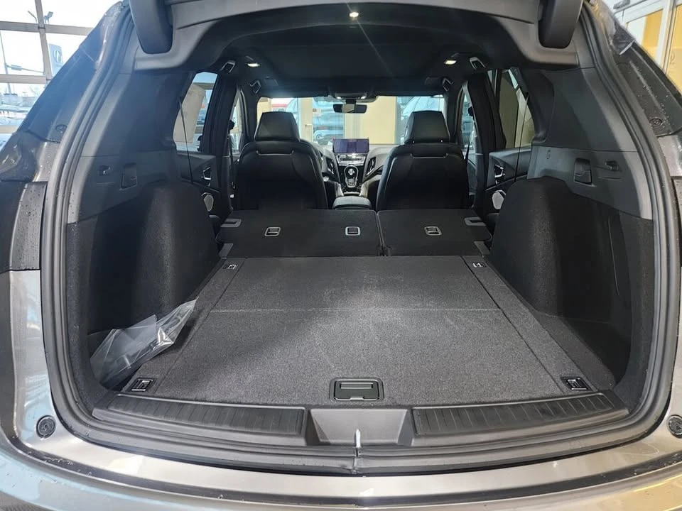 2026 Acura RDX 3rd Gen - Image 12 of 16