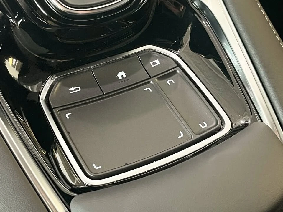 2026 Acura RDX 3rd Gen - Image 11 of 15