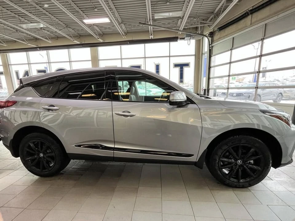 2026 Acura RDX 3rd Gen - Image 3 of 15