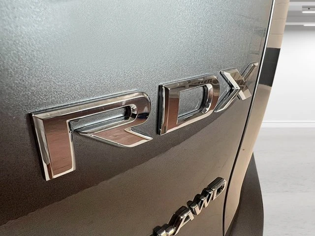 2026 Acura RDX 3rd Gen - Image 5 of 20