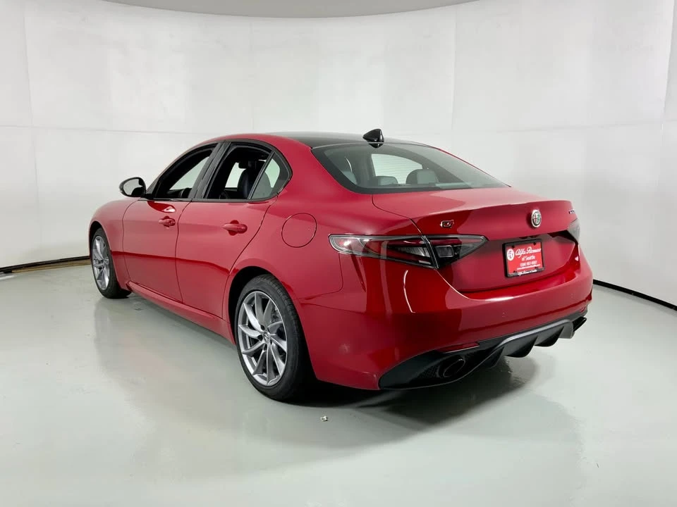 2026 Alfa Romeo Giulia - Image 6 of 16