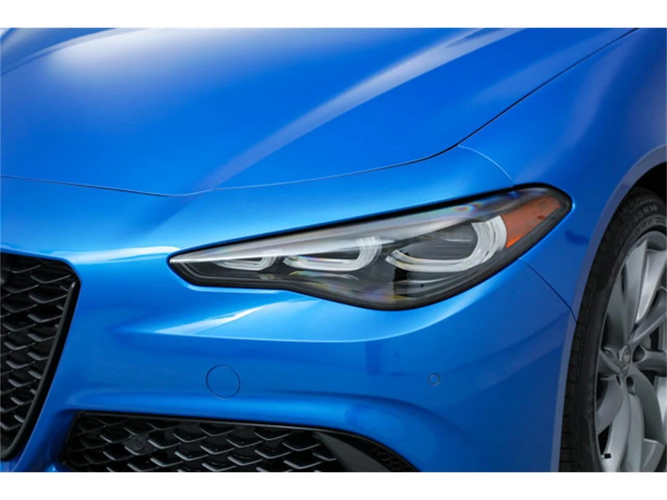2026 Alfa Romeo Giulia - Image 10 of 24