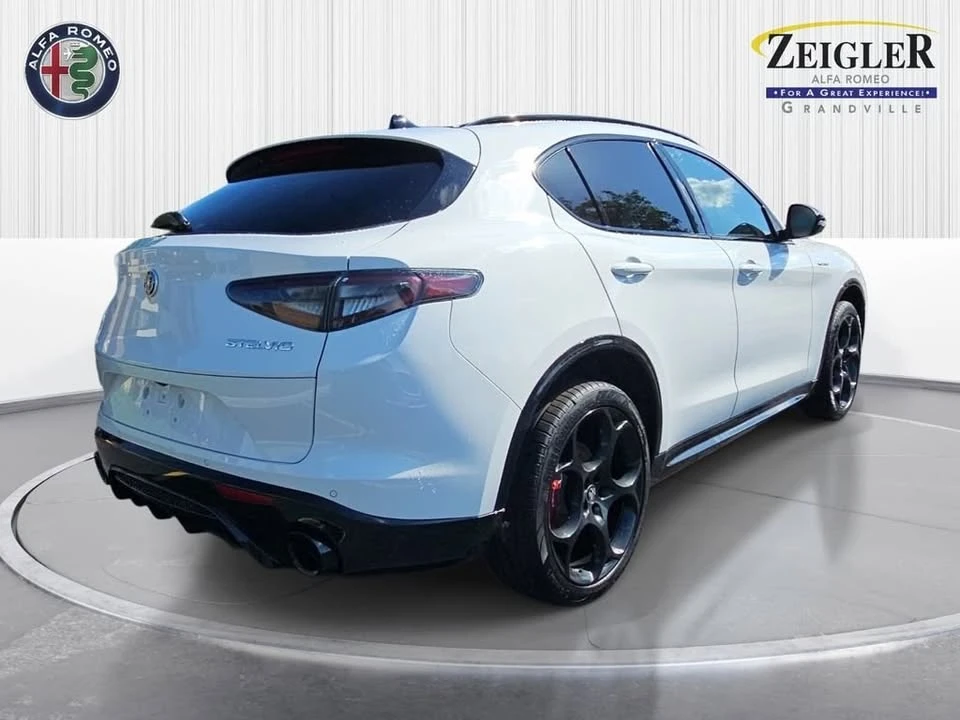 2026 Alfa Romeo Stelvio - Image 5 of 20