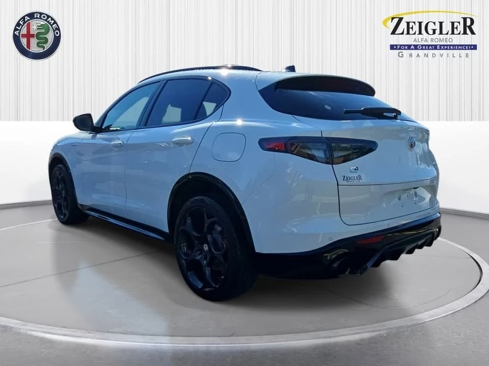 2026 Alfa Romeo Stelvio - Image 7 of 20