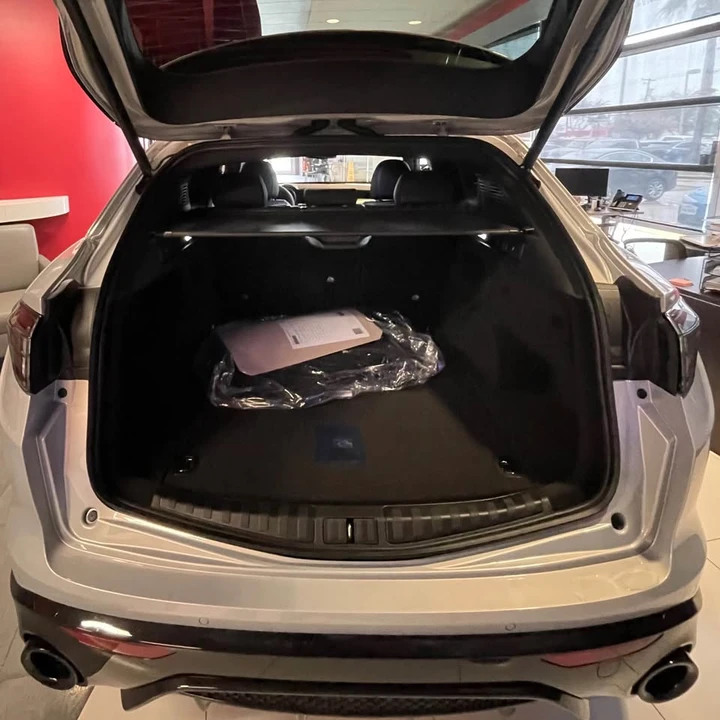 2026 Alfa Romeo Stelvio - Image 7 of 10