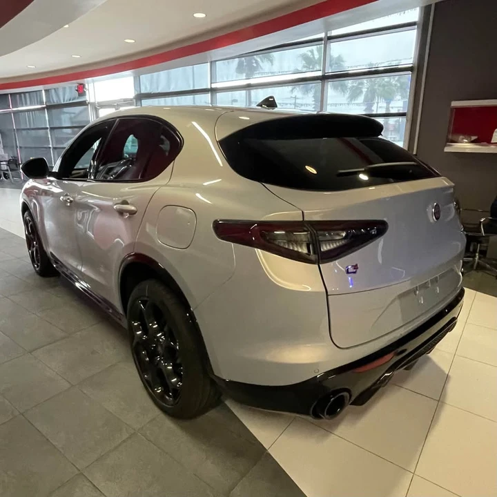 2026 Alfa Romeo Stelvio - Image 2 of 10