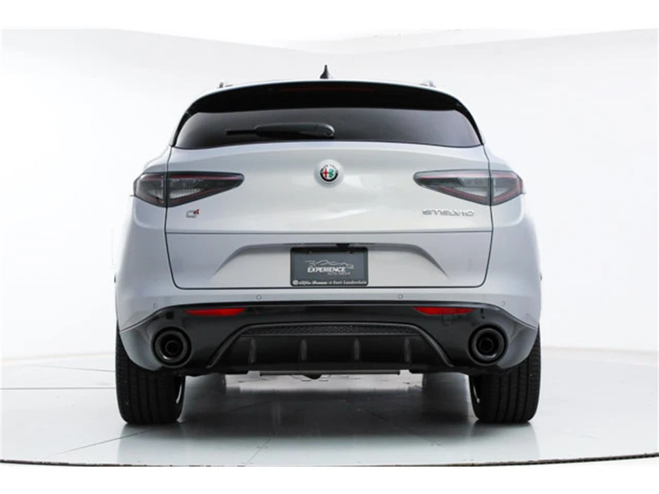 2026 Alfa Romeo Stelvio - Image 4 of 21
