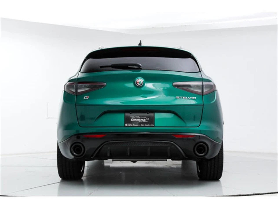 2026 Alfa Romeo Stelvio - Image 4 of 21